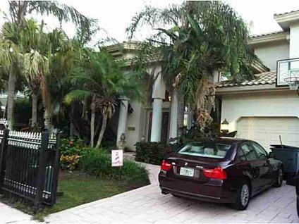 $1,000,500
Lighthouse Point 4BR 3.5BA, THIS LISTING COURTESY OF MICHAEL