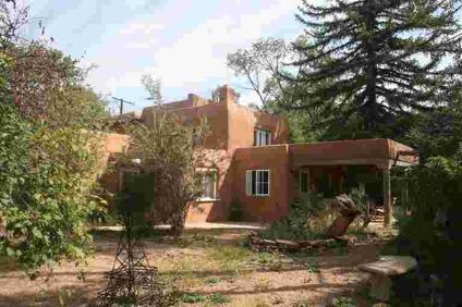 $1,045,000
Santa Fe Real Estate Home for Sale. $1,045,000 2bd/2ba. - Matthew Sargent of