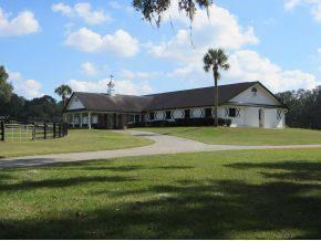 $1,049,000
Undeniably the utmost sought after location in NW Ocala and unquestionably among