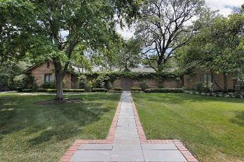 $1,099,000
Northbrook 3BR 3.5BA, Custom designed by one of