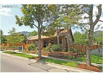 $1,150,000
Stunning renovated Craftsman style home set on a large lot