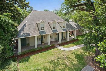 $1,195,000
Covington 5BR 3.5BA, Fabulous Plantation style home located