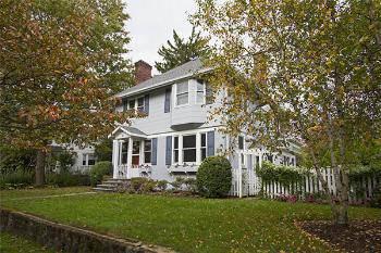 $1,249,000
Larchmont 4BR 3.5BA, Classic colonial home with every