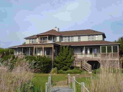 $1,275,000
Kitty Hawk 4BR 4BA, Stunning Soundfront property in
