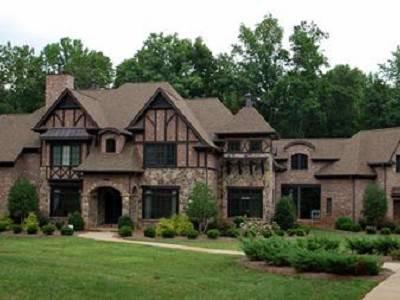 $1,299,000
Luxury cusom home on 5 acres