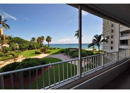 $1,375,000
Boca Raton 4BR 4BA, Oceanfront residence with unsurpassed