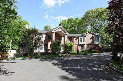 $1,499,000
Spectacular Post Modern Center Hall Colonial Suffolk County For Sale