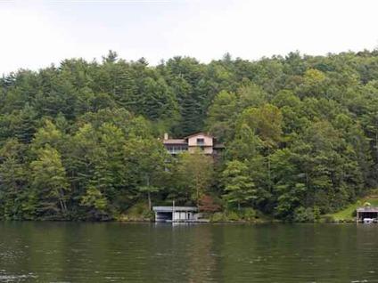 $1,500,000
Classic Mid Century Lake Toxaway Lakefront