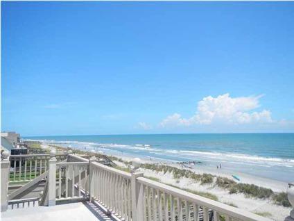 $1,500,000
Folly Beach 3BR 3BA, Great furnished ocean front home with