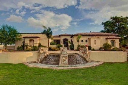 $1,590,000
Glendale 5BR 5.5BA, Beautiful custom home on 1 acre lot with