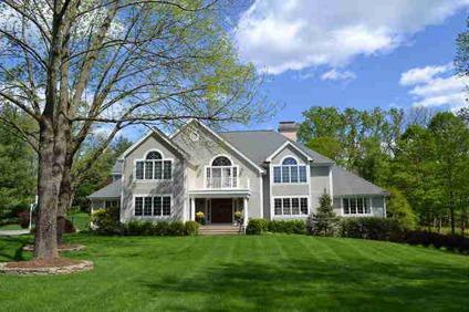 $1,649,000
Bedford 4BR 5BA, Immaculate & updated, this spacious