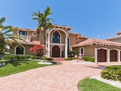 $1,650,000
The Most Spectacular 2 Story Deepwater Mansion you will see!
