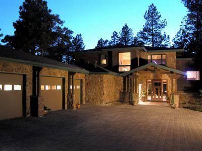 $1,795,000
Forest Highlands Craftsman inspired home