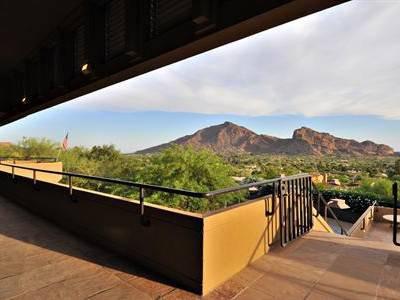 $1,999,999
Gated PV Estate with Camelback Mtn Views!