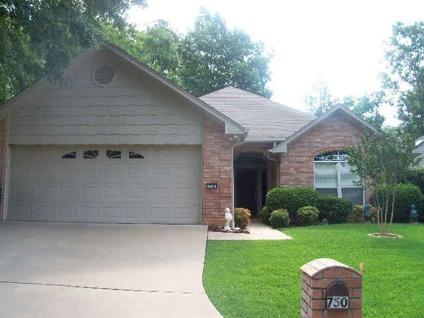 $200,000
Longview 3BR 2BA, Welcome! Please take a moment to review