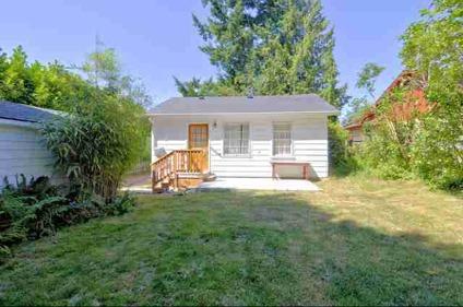 $200,000
Seattle 1BR 1BA, Super Cute! Bright and open Haller Lake