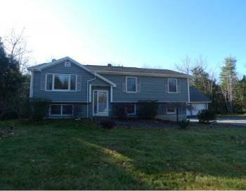 $200,000
Wes, Very spacious 4 bedroom, 3 bath home located in