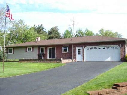 $204,500
Wisconsin Rapids 3BR 1.5BA, Welcome to your own private