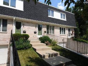 $204,900
Downers Grove 2BR 1.5BA, Ideal townhome just steps from all