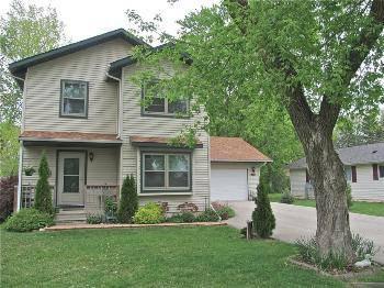 $209,000
Elkhorn 3BR 2.5BA, Well maintained, original owner home is