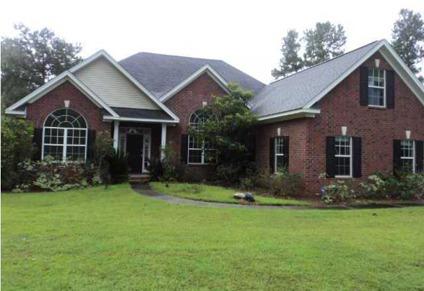 $209,000
Summerville 3BR 2BA, This is a Must See Home in Pine Forest.