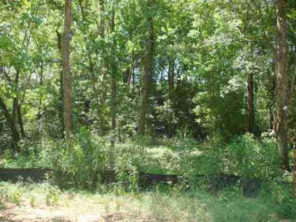 $20,000
Beautiful building lot in a premier new subdivision on the Little Red River