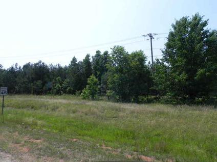 $20,000
Nashville, .92 acres for sale in the Oak Level Community.