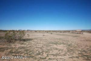 $20,000
Wittmann, Rock bottom pricing on this 4.88 ac property.