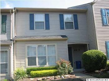 $214,000
Freehold 3BR 2.5BA, JUST WHAT YOU HAVE BEEN WAITING FOR.