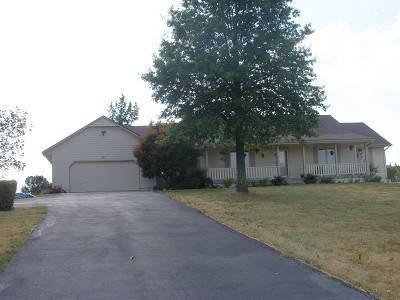 $214,900
Nice Raymore Home On Large Lot