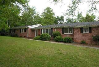 $214,900
This nicely updated one level home in the Cle...