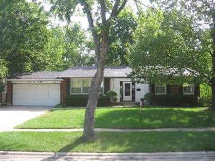 $214,900
Woodridge 3BR 2BA, Move right in to this lovely Essex ranch