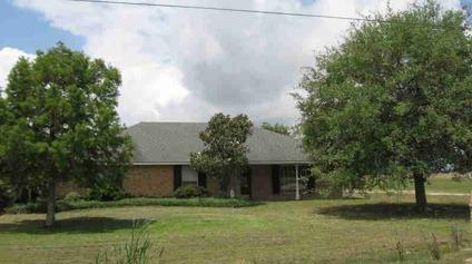 $215,000
New Iberia 3BR 2BA, Great country home on one acre just