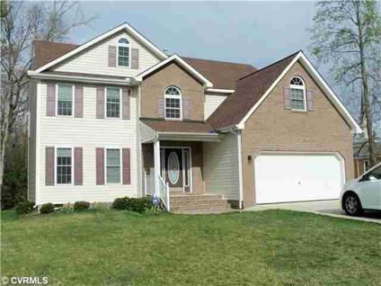$215,000
Price Reduced! Short Sale! This Nice 2 Story Home Features a 2 Level Entry Hall