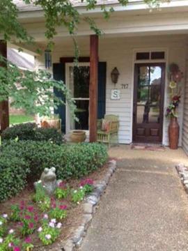 $218,000
Ridgeland, This cute 3BR/2BA patio home is located in a