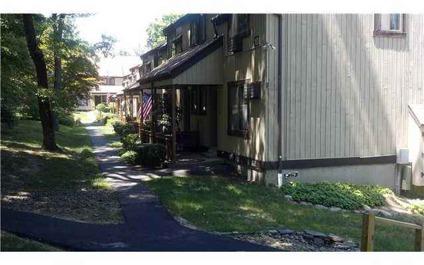 $219,000
Harriman 3BR 1.5BA, Immaculate townhome is new to the market
