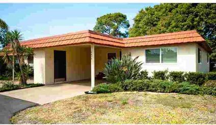 $219,000
Longboat Key 2BR 2BA, Between the beach and the bay this