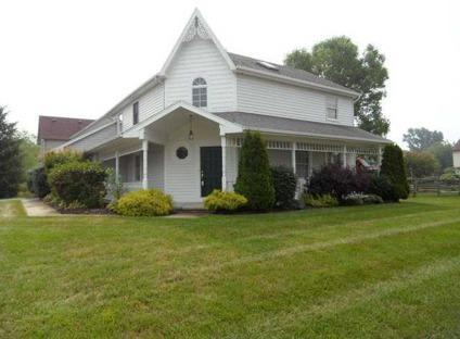 $219,900
Sylvania 4BR 3BA, Well-Maintained Victorian Home on Large