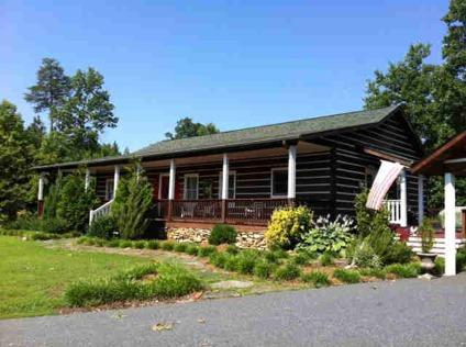 $224,000
Nebo 3BR 3BA, Rural setting with the conveniences of I-40