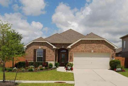 $224,900
League City 2BR 2BA, Former Model Home in the gated 55+