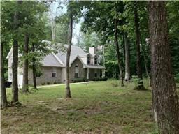 $224,900
White House 2.5BA, Like new home on beautiful wooded lot.