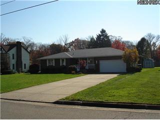 2259 Country Ln Poland, OH 44514