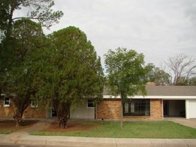 $225,000
1413 Ainslee - Completely Remodeled!