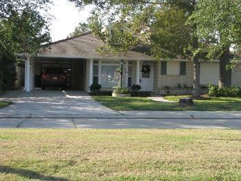 $225,000
Chalmette 4BR 3BA, READY FOR THE FAMILY!! This home is large
