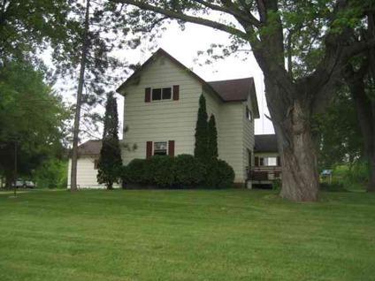 $225,000
Elroy 5BR 2.5BA, 31.34 Acre property w/2 homes &