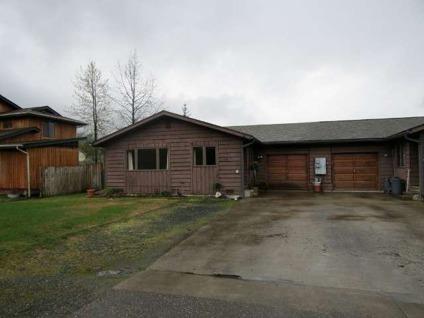 $227,500
Juneau, Single story 3 bedroom attached home with two full
