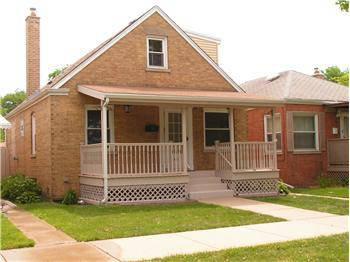 $228,000
Great Updated Four BR/Two BA House - Casas de Venta en Chicago