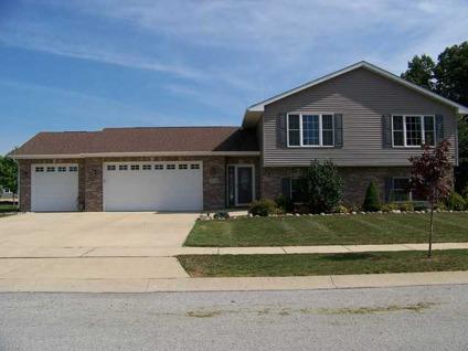 $229,000
Lowell 4BR 2BA, THIS PRICE WILL MOVE YOU! LOOKING FOR A HOME