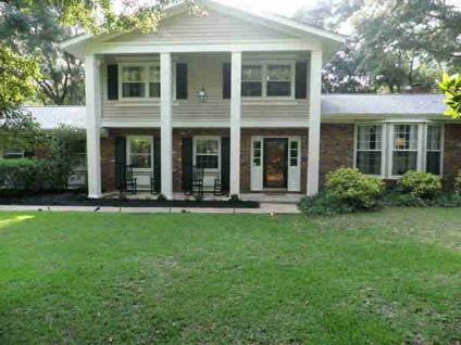 $229,000
Morehead City 3BR 2.5BA, This Spacious remodeled home on .64