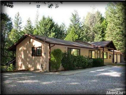 $229,000
Single level 3bed/2bath home on 5 acres